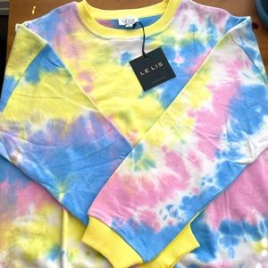 NWT🔥 Early 2000’s style tie dye sweatshirt 🌈